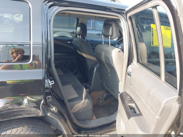 1C4NJPBA3ED720412 Jeep Patriot Sport