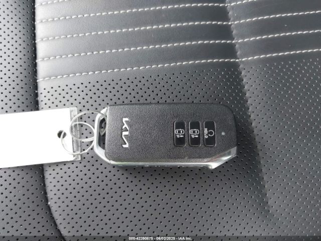2022 KIA EV6 KNDC44LA0N5050615 Photo 10