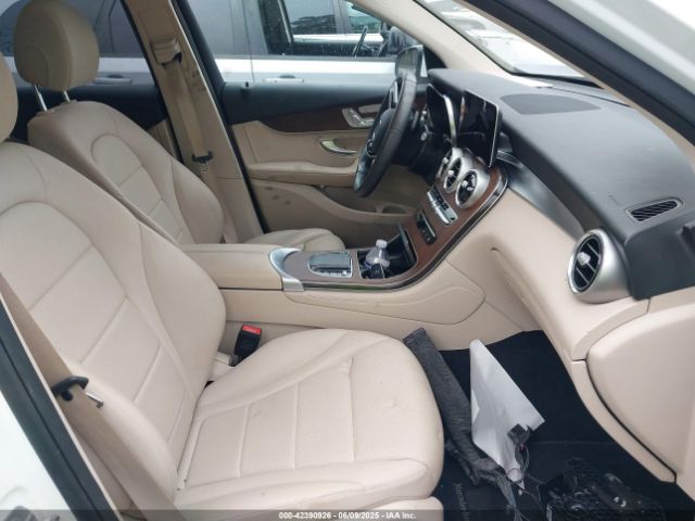 2021 MERCEDES-BENZ GLC 300 W1N0G8DB6MF874838 Photo 4