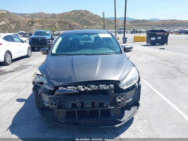 Ford 2016 2016 1FADP3F24GL211160 Image 12