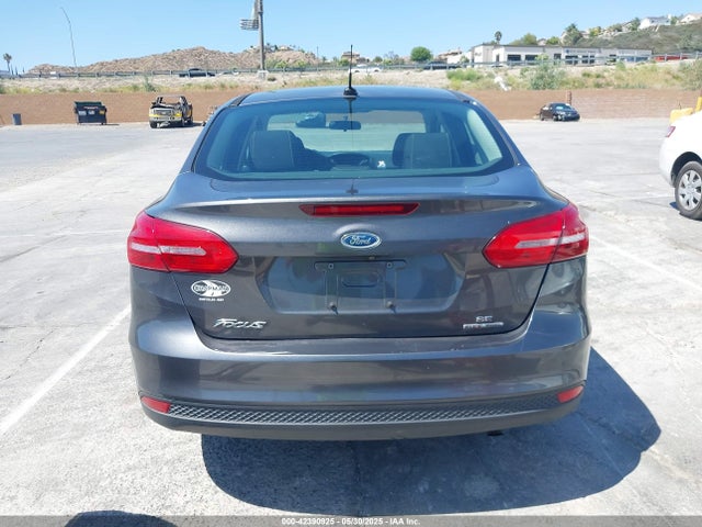 Ford 2016 2016 1FADP3F24GL211160 Image 16