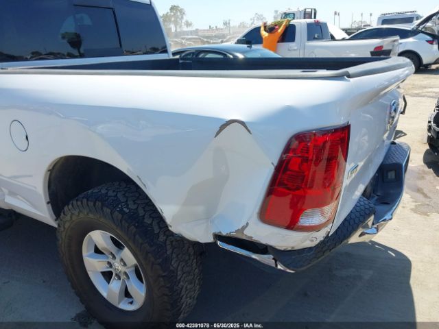 1C6RR7GG5HS583441 RAM 1500 Slt  4x4 6'4 Box