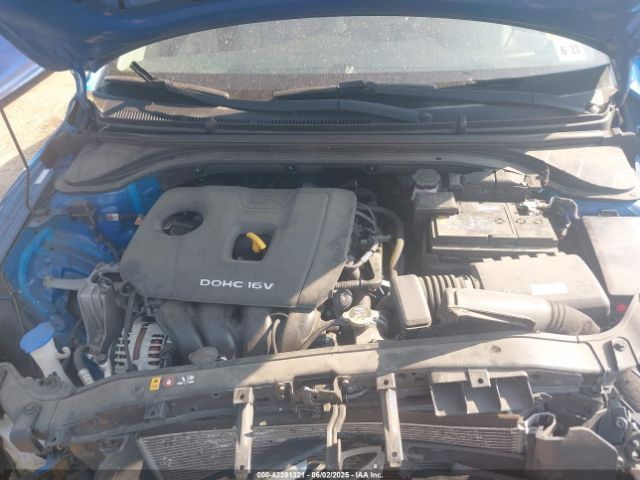 2018 HYUNDAI ELANTRA KMHD74LF9JU677915 Photo 9