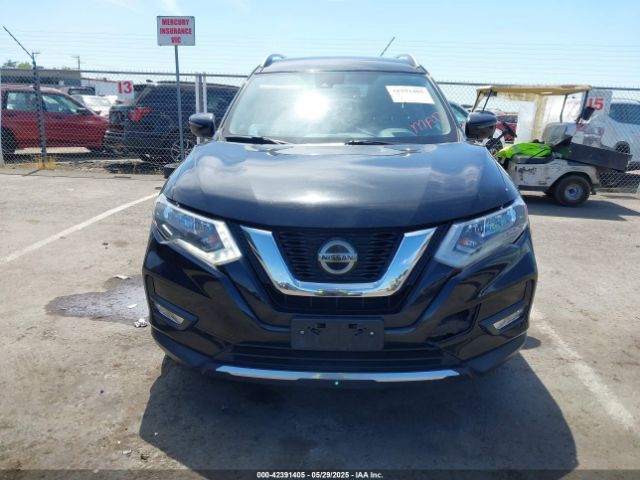 JN8AT2MV6JW310301 Nissan Rogue