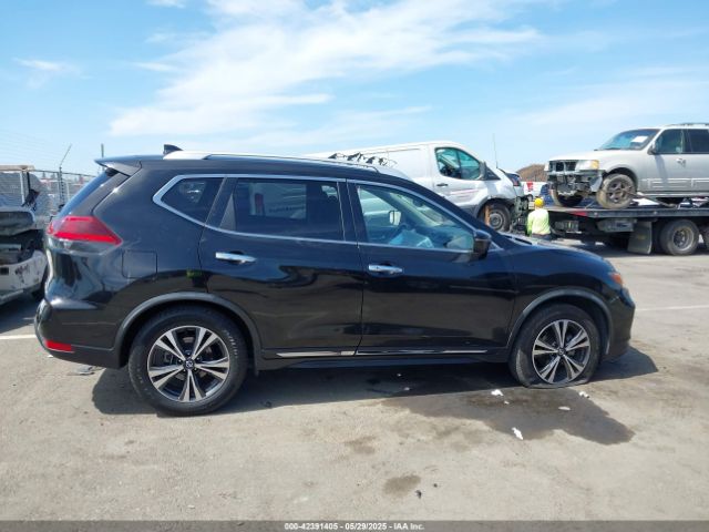 JN8AT2MV6JW310301 Nissan Rogue