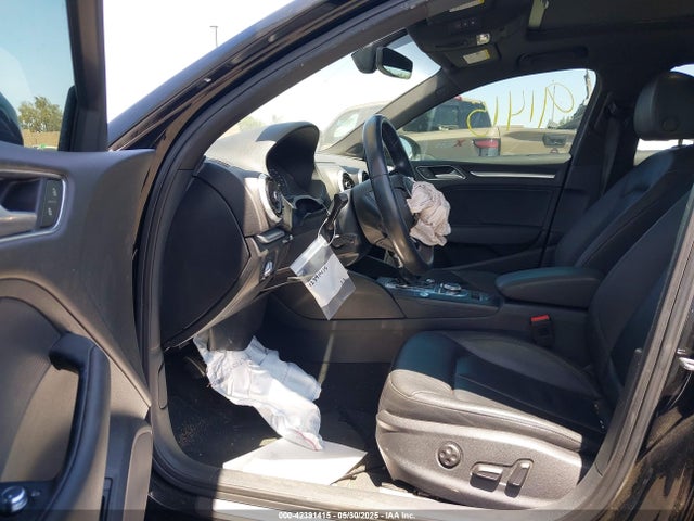 Audi A3 2018 WAUGUGFFXJ1042742 Image 5