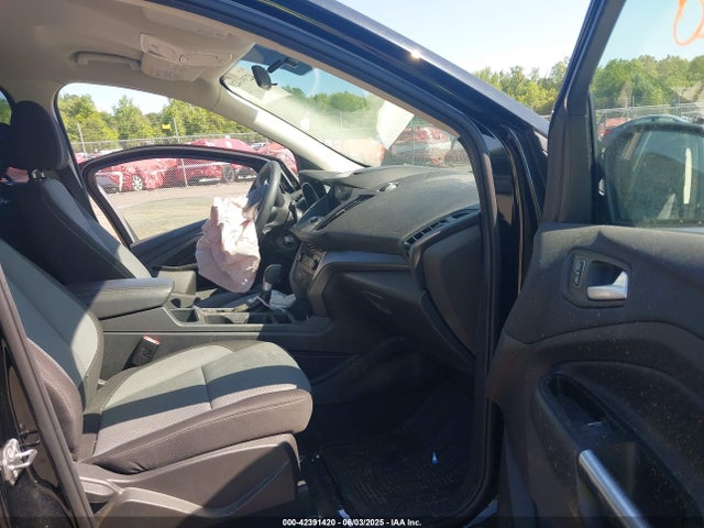 1FMCU9GD8HUE42085 Ford ESCAPE SE