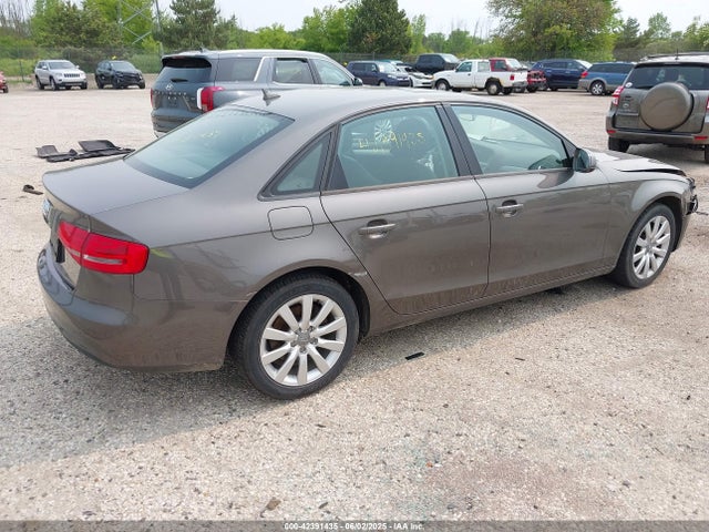 2014 AUDI A4 WAUAFAFL7EN025740 Photo 3