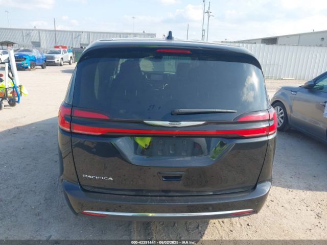 2C4RC1BGXPR578198 Chrysler Pacifica Touring L