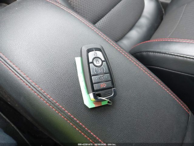 1FMCU9NA4PUB17635 Ford Escape St-line Select