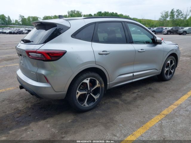 1FMCU9NA4PUB17635 Ford Escape St-line Select