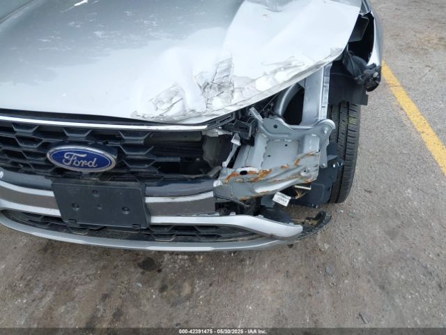 1FMCU9NA4PUB17635 Ford Escape St-line Select