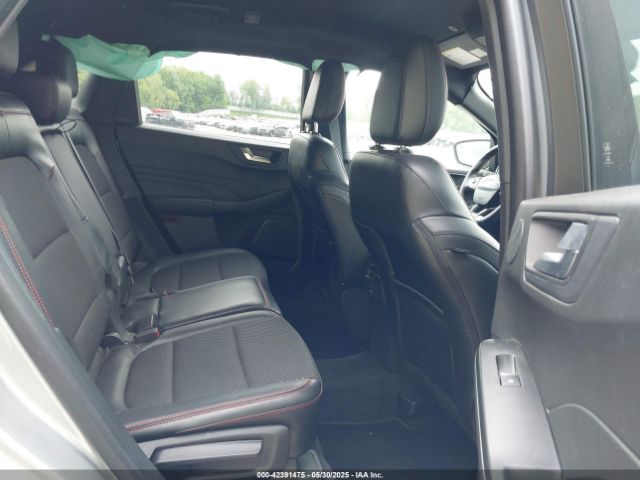 1FMCU9NA4PUB17635 Ford Escape St-line Select