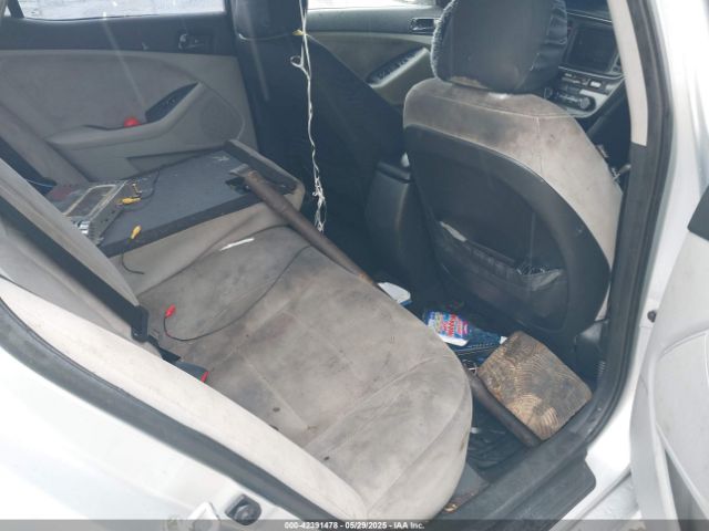 5XXGM4A78FG467356 KIA Optima Lx