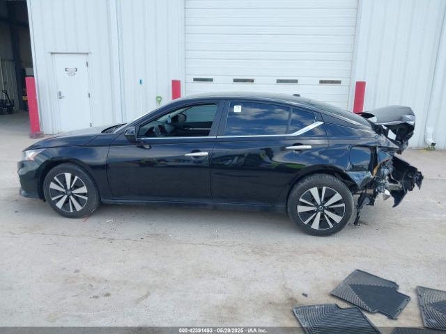 1N4BL4DV5NN326437 Nissan Altima Sv Fwd