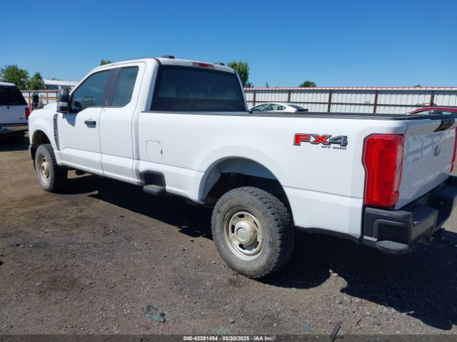 2023 FORD F-250 1FT7X2BA4PEC32190 Photo 2
