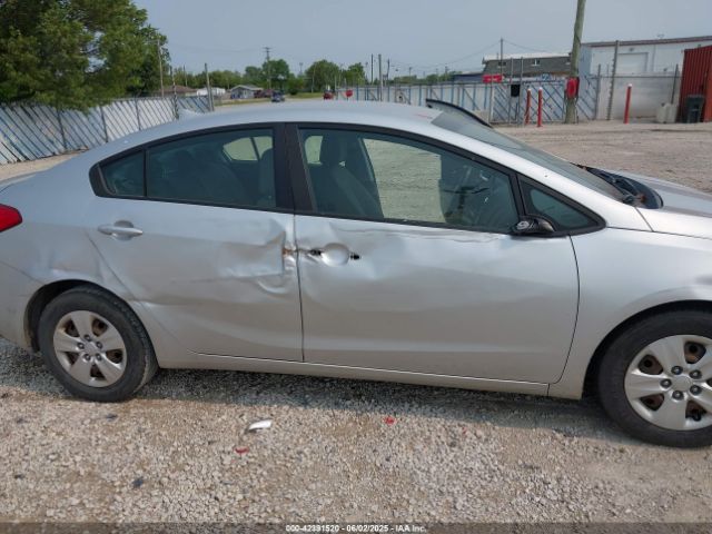 KNAFK4A66G5535486 KIA FORTE LX