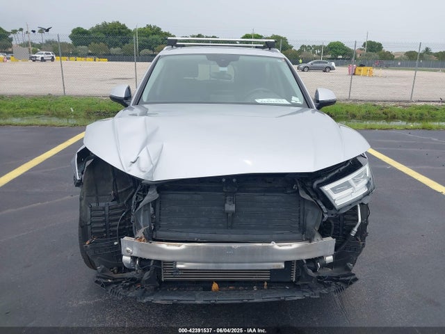 WA1BNAFY5K2084220 Audi Q5 45 Premium