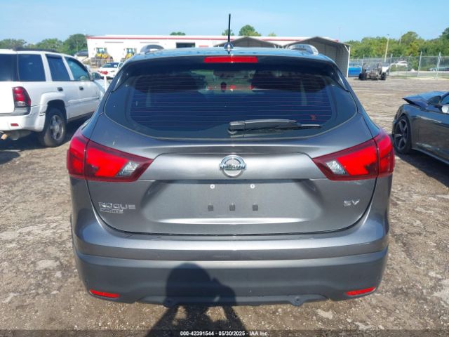 JN1BJ1CPXKW233228 Nissan Rogue Sport Sv