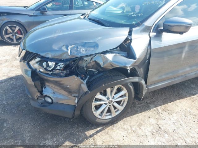 JN1BJ1CPXKW233228 Nissan Rogue Sport Sv