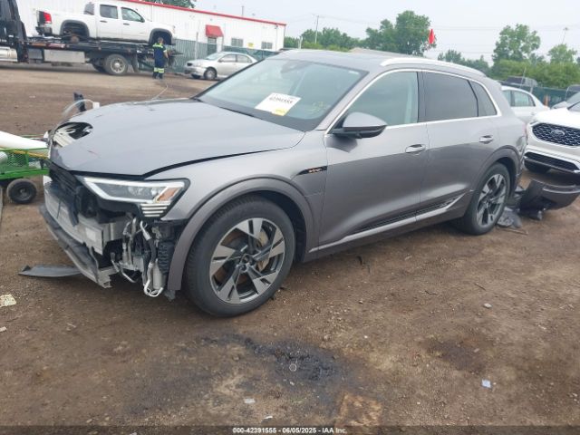 2022 AUDI E-TRON WA1AAAGE1NB003892 Photo 1
