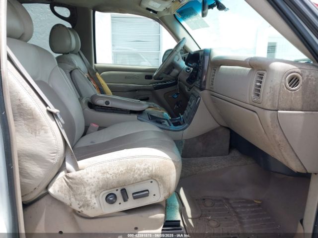 2002 GMC YUKON 1GKEK63UX2J216442 Photo 4