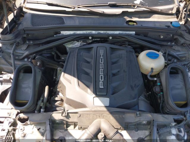 2015 PORSCHE MACAN WP1AB2A59FLB74613 Photo 9