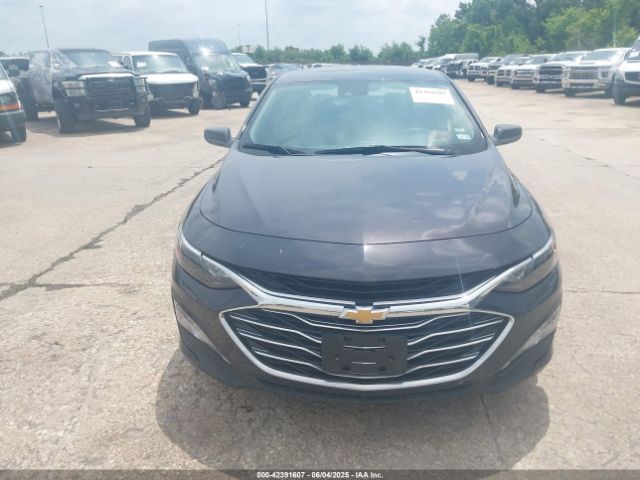 1G1ZD5STXSF147029 Chevrolet Malibu Fwd 1lt