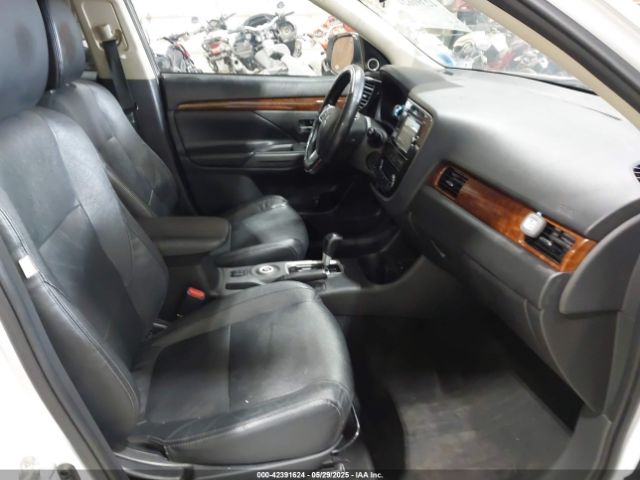 2014 MITSUBISHI OUTLANDER JA4AZ3A38EZ017646 Photo 4