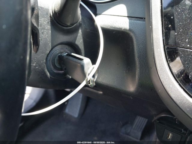 2020 TOYOTA CAMRY 4T1G11AK0LU327363 Photo 10