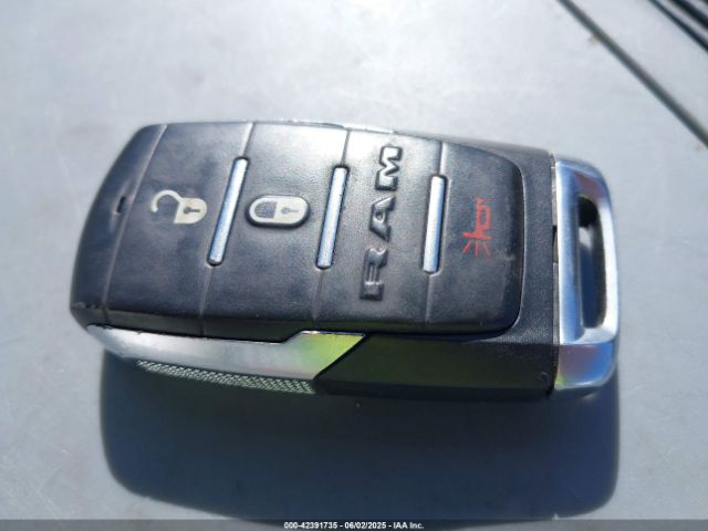 2020 RAM 1500 1C6SRFFT5LN113394 Photo 10