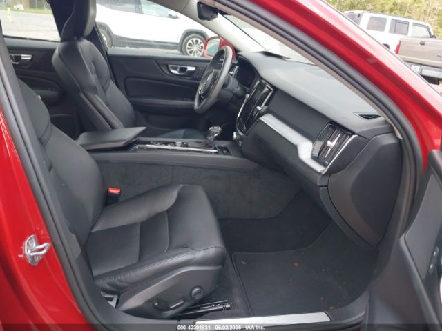 2019 VOLVO S60 7JRA22TK9KG011761 Photo 4