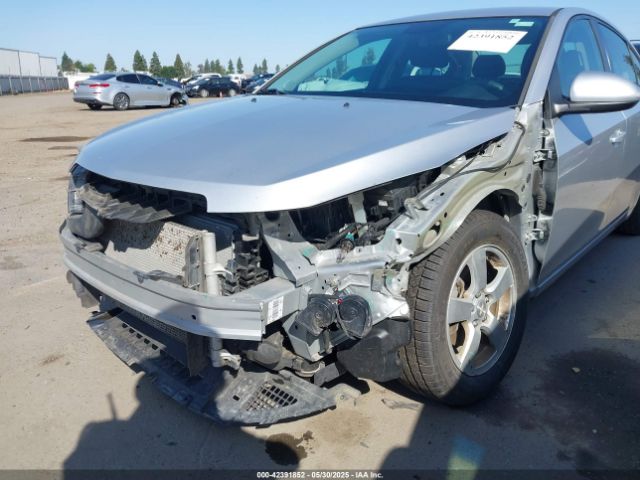 1G1PC5SB6F7178778 Chevrolet Cruze 1lt Auto