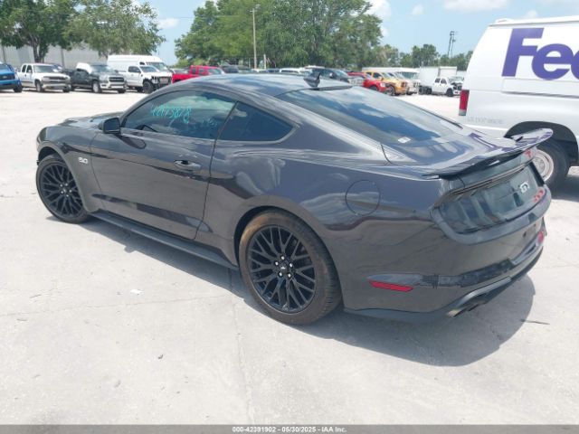 2022 FORD MUSTANG 1FA6P8CF9N5118407 Photo 2