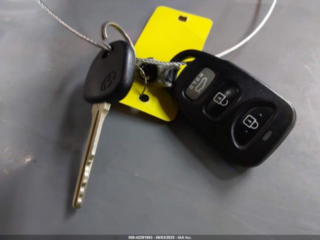 5NPD84LFXHH176246 Hyundai ELANTRA SE