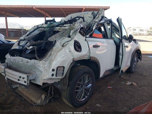 5N1BT3AA6RC681653 Nissan Rogue S Fwd