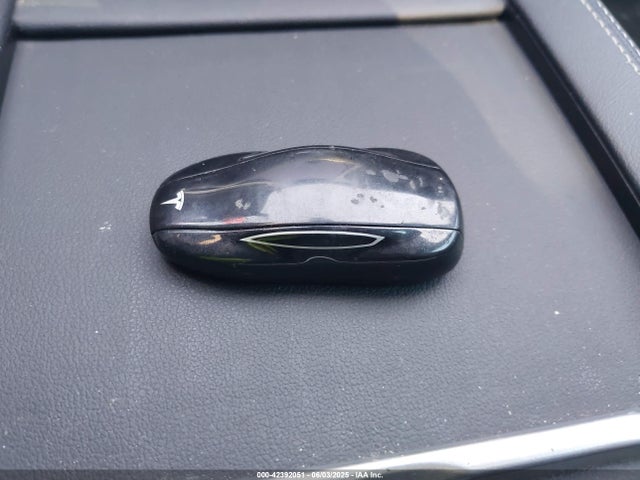 Tesla 2015 2015 5YJSA1E4XFF113973 Image 11