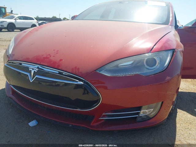 Tesla 2015 2015 5YJSA1E4XFF113973 Image 6
