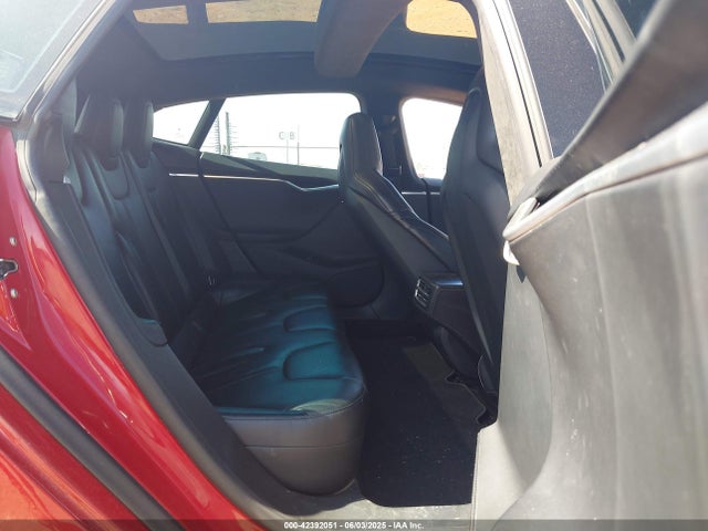 Tesla 2015 2015 5YJSA1E4XFF113973 Image 8