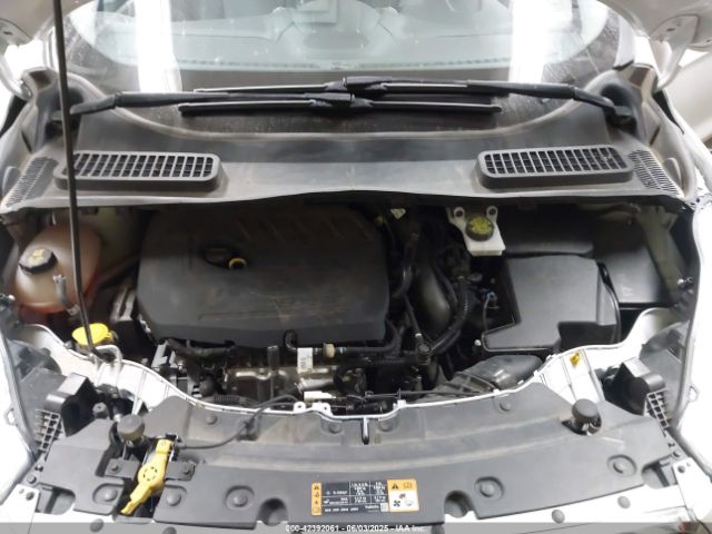 1FMCU0GD5HUB21858 Ford ESCAPE SE