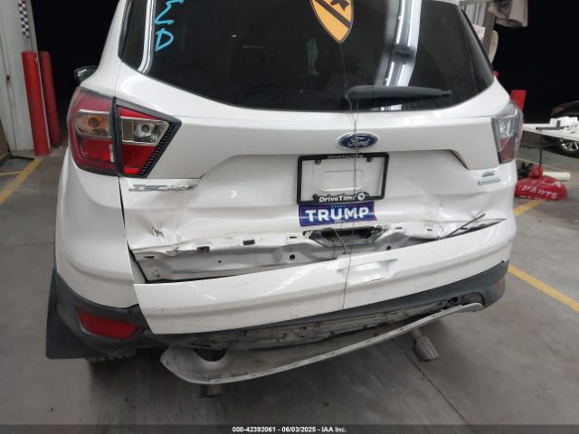1FMCU0GD5HUB21858 Ford ESCAPE SE