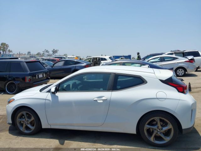 KMHTG6AF7KU019618 Hyundai Veloster 2.0