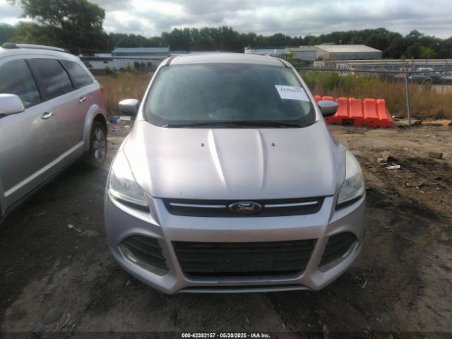 1FMCU9GX3GUC71786 Ford ESCAPE SE