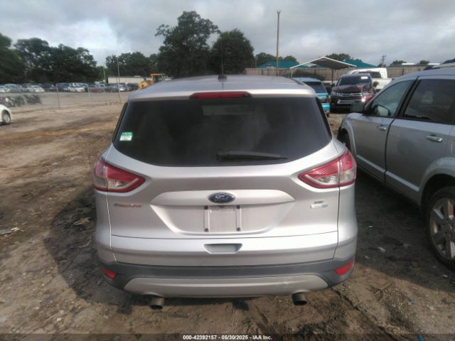 1FMCU9GX3GUC71786 Ford ESCAPE SE
