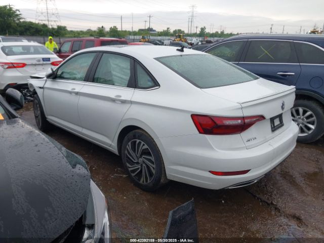 2020 VOLKSWAGEN JETTA 3VWGB7BU7LM027356 Photo 2