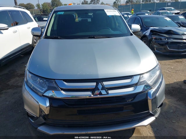 Mitsubishi mivec 2018 JA4AZ3A35JZ055622 Image 12