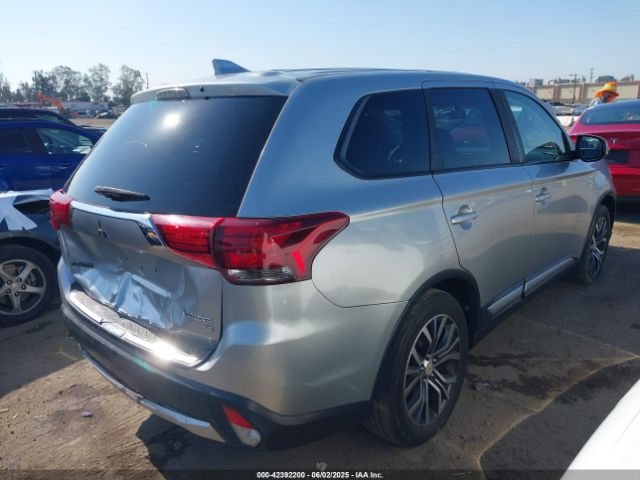 2018 MITSUBISHI OUTLANDER JA4AZ3A35JZ055622 Photo 3