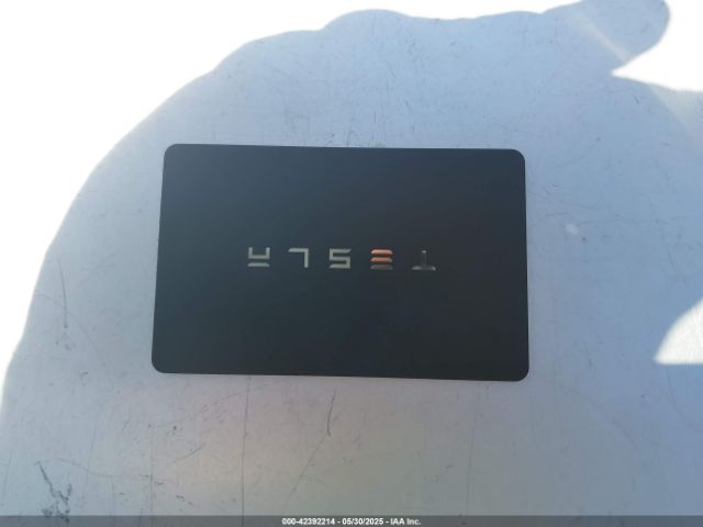 2026 TESLA MODEL Y 7SAYGDEE8TF347983 Photo 10