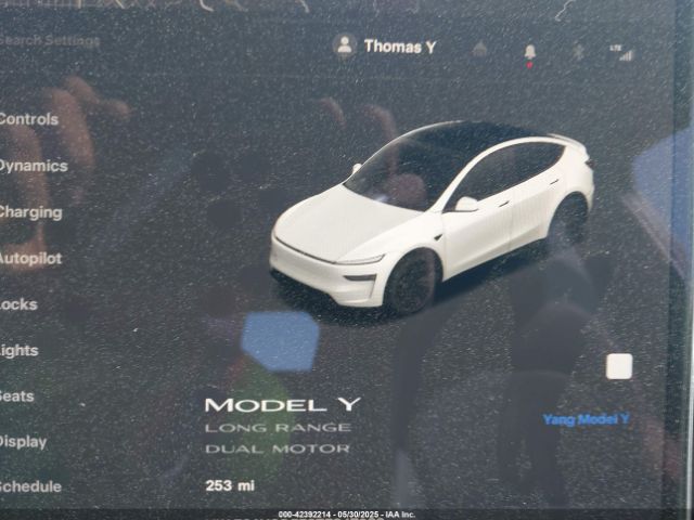 2026 TESLA MODEL Y 7SAYGDEE8TF347983 Photo 6