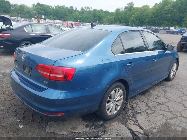 3VWD17AJ3FM244971 Volkswagen Jetta 1.8t Se